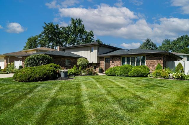 13940 Charleston Dr, Orland Park, IL 60462