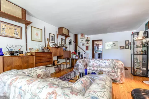 9320 Forestview Rd, Evanston, IL 60203 photo 8