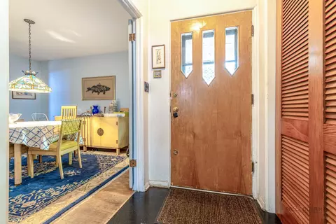 9320 Forestview Rd, Evanston, IL 60203 photo 4