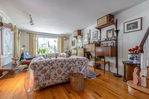 9320 Forestview Rd, Evanston, IL 60203 photo 7