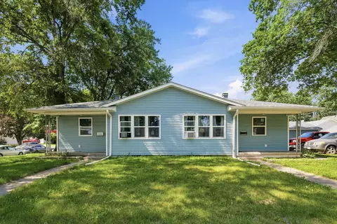 2018 W Central Park Ave, Davenport, IA 52804