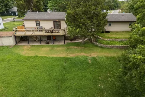 642 8th St, Silvis, IL 61282 photo 29