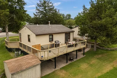 642 8th St, Silvis, IL 61282 photo 28