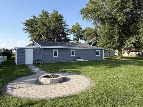 Exterior - 5538 W 1000 N Rd, Kankakee, IL 60901 photo 5 of 9