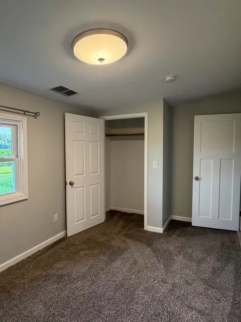 Bedroom - 5538 W 1000 N Rd, Kankakee, IL 60901 photo 3 of 5