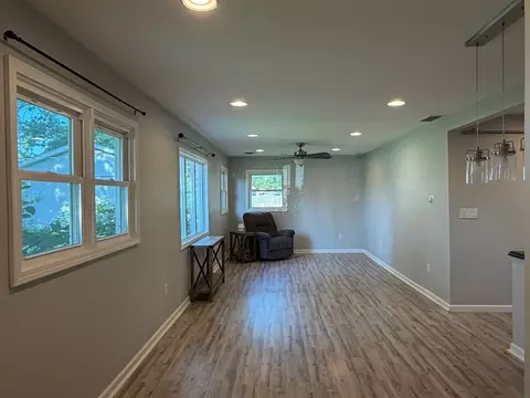 Living - 5538 W 1000 N Rd, Kankakee, IL 60901 photo 1 of 3