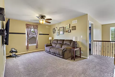 462 E Amberside Dr, Elgin, IL 60124 photo 17