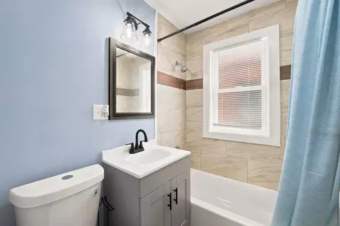 555 E 105th St, Chicago, IL 60628 photo 9