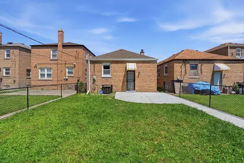 555 E 105th St, Chicago, IL 60628 photo 23