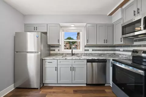 555 E 105th St, Chicago, IL 60628 photo 7