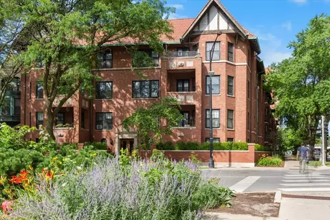 1633 E Hyde Park Blvd #1D, Chicago, IL 60615