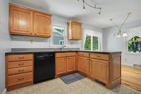 718 Dover Pl, Champaign, IL 61820 photo 12