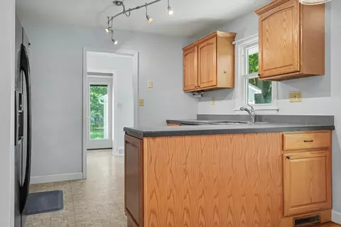718 Dover Pl, Champaign, IL 61820 photo 10