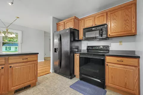 718 Dover Pl, Champaign, IL 61820 photo 11