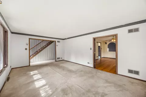 18309 Bock Rd, Lansing, IL 60438 photo 8