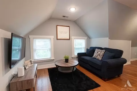 Living - 411 Edward Ct, Des Plaines, IL 60016 photo 5 of 5