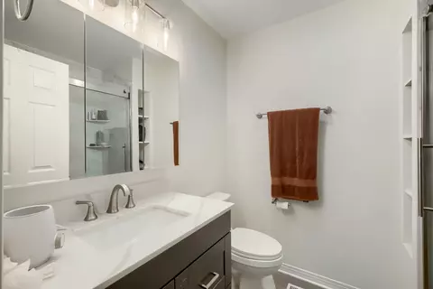 271 Hill Ave, Bartlett, IL 60103 photo 12