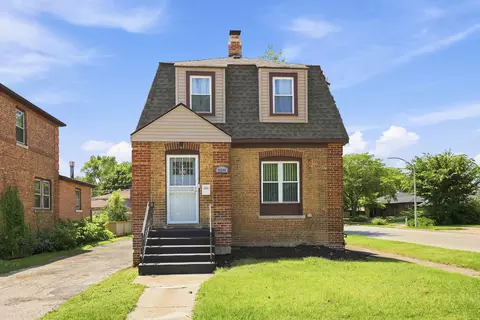 9300 S Francisco Ave, Evergreen Park, IL 60805