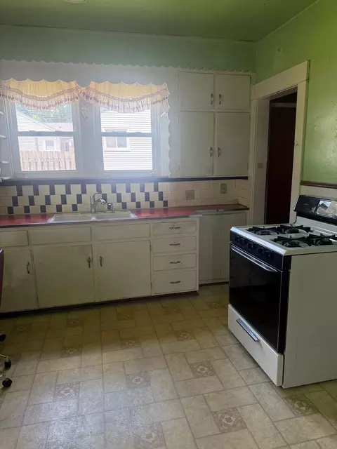 Kitchen - 623 Sterling Ave, Dixon, IL 61021 photo 1 of 2