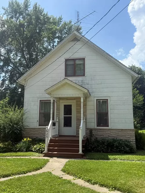 Exterior - 623 Sterling Ave, Dixon, IL 61021 photo 3 of 7