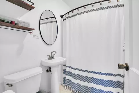 Bath - 425 S Beech St, Arthur, IL 61911 photo 2 of 2