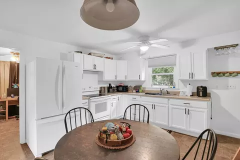Kitchen - 425 S Beech St, Arthur, IL 61911 photo 2 of 2