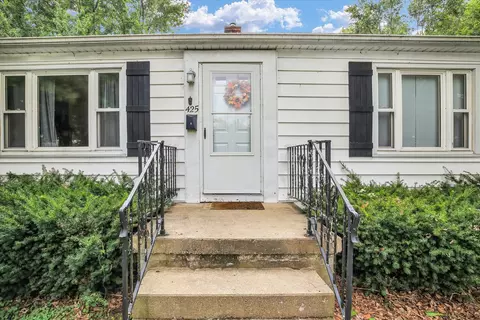Exterior - 425 S Beech St, Arthur, IL 61911 photo 2 of 13
