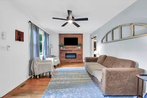 Other - 425 S Beech St, Arthur, IL 61911 photo 4 of 9