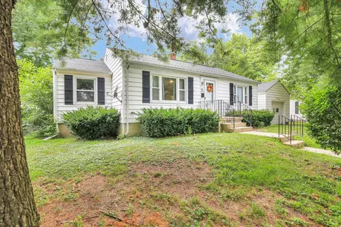 Other - 425 S Beech St, Arthur, IL 61911 photo 2 of 9
