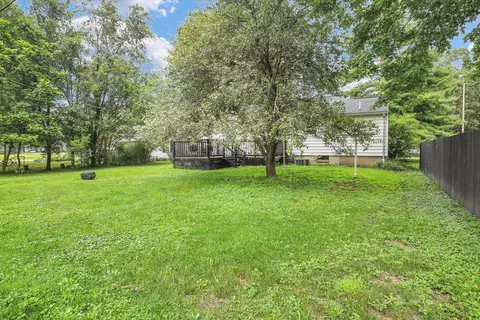 Exterior - 425 S Beech St, Arthur, IL 61911 photo 12 of 13