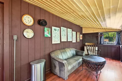 Exterior - 3905 Custer Ave, Lyons, IL 60534 photo 6 of 11