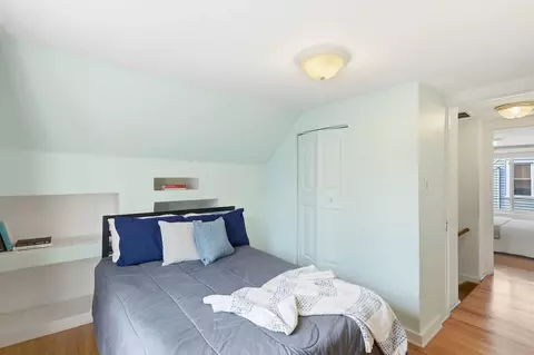Bedroom - 3905 Custer Ave, Lyons, IL 60534 photo 5 of 6