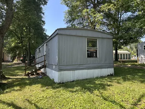 17016 Division St, Logan, IL 62856 photo 8