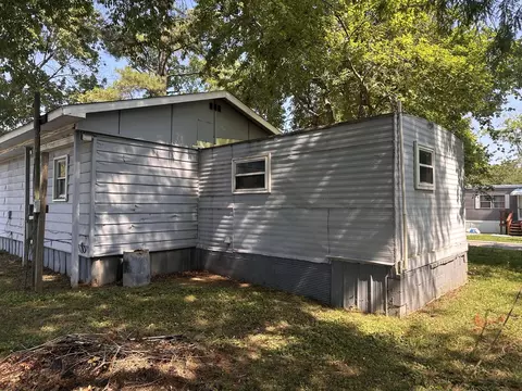 17016 Division St, Logan, IL 62856 photo 5