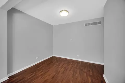 2210 Langdon Pl, Hoffman Estates, IL 60169 photo 7