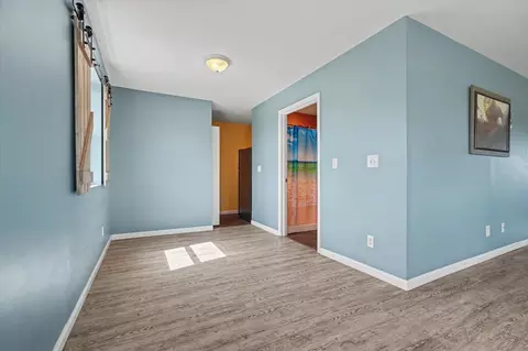 Entry Way - 2201 Kickapoo Dr, Danville, IL 61832 photo 3 of 3