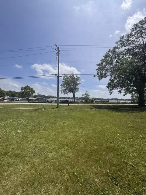 0 Lois Ln, Lake Zurich, IL 60047