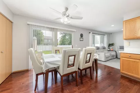 Dining - 2516 Oasis Dr, Plainfield, IL 60586 photo 1 of 2