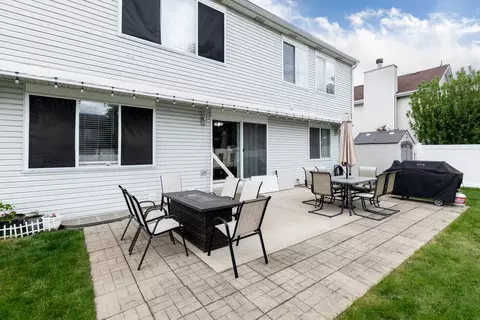 Exterior - 2516 Oasis Dr, Plainfield, IL 60586 photo 5 of 10