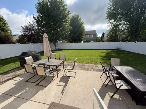 Exterior - 2516 Oasis Dr, Plainfield, IL 60586 photo 9 of 10