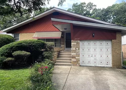 9528 S Brandt Ave, Oak Lawn, IL 60453