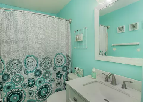 Bath - 828 4th Ave, Milan, IL 61264 photo 1 of 1