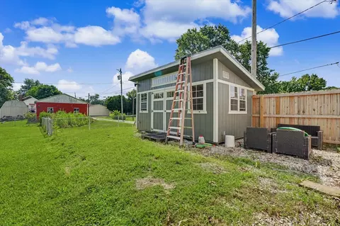 Exterior - 312 S David St, Sidney, IL 61877 photo 4 of 9