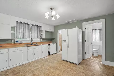 Kitchen - 312 S David St, Sidney, IL 61877 photo 1 of 4