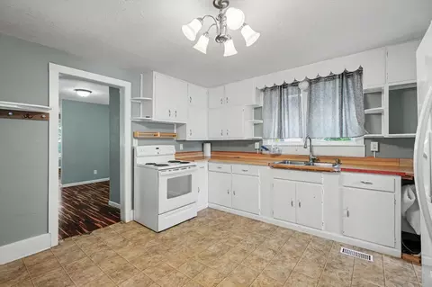Kitchen - 312 S David St, Sidney, IL 61877 photo 2 of 4