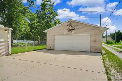 Exterior - 312 S David St, Sidney, IL 61877 photo 8 of 9