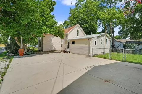 Exterior - 312 S David St, Sidney, IL 61877 photo 9 of 9