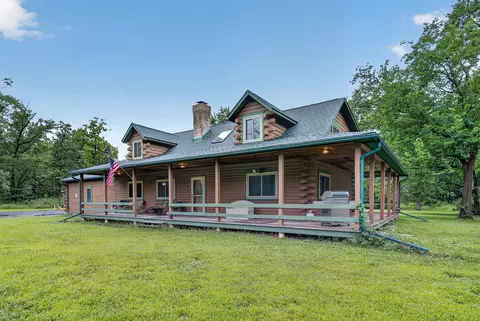 22626 Smiley Rd, Custer Park, IL 60481