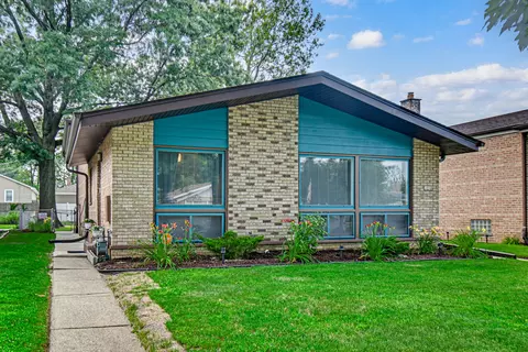 Exterior - 14340 Ingleside Ave, Dolton, IL 60419 photo 5 of 6