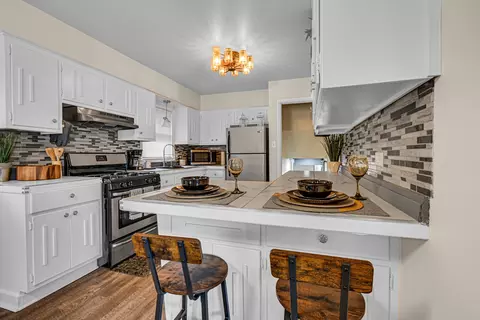 Kitchen - 14340 Ingleside Ave, Dolton, IL 60419 photo 2 of 3